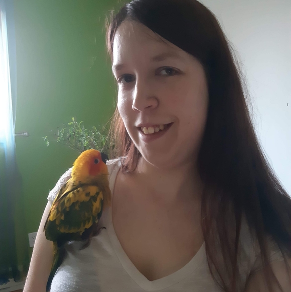 Meet your Posher, Vicki - Picture 1 of 1